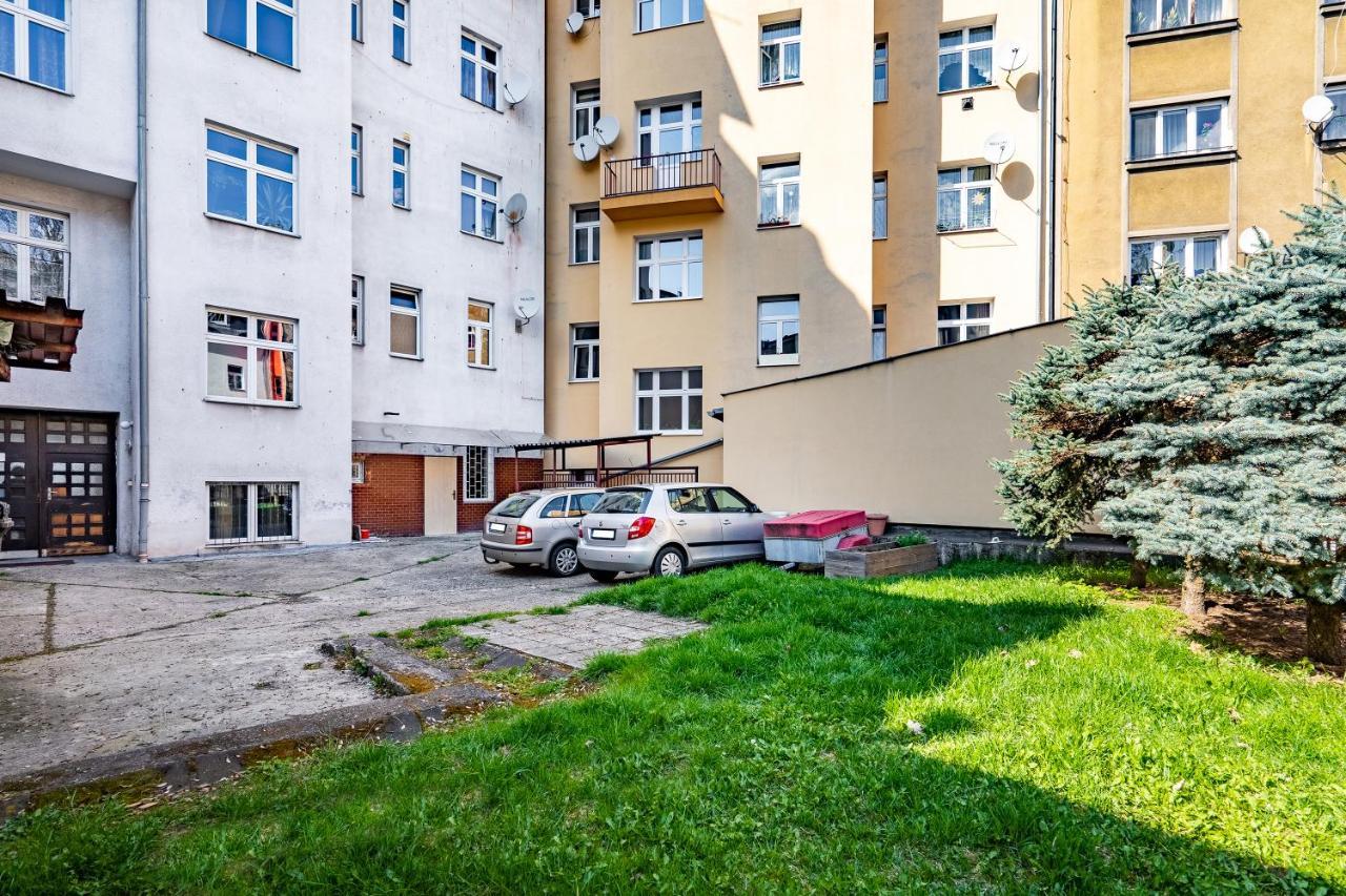 Apartment Happy Family Карлові Вари Екстер'єр фото